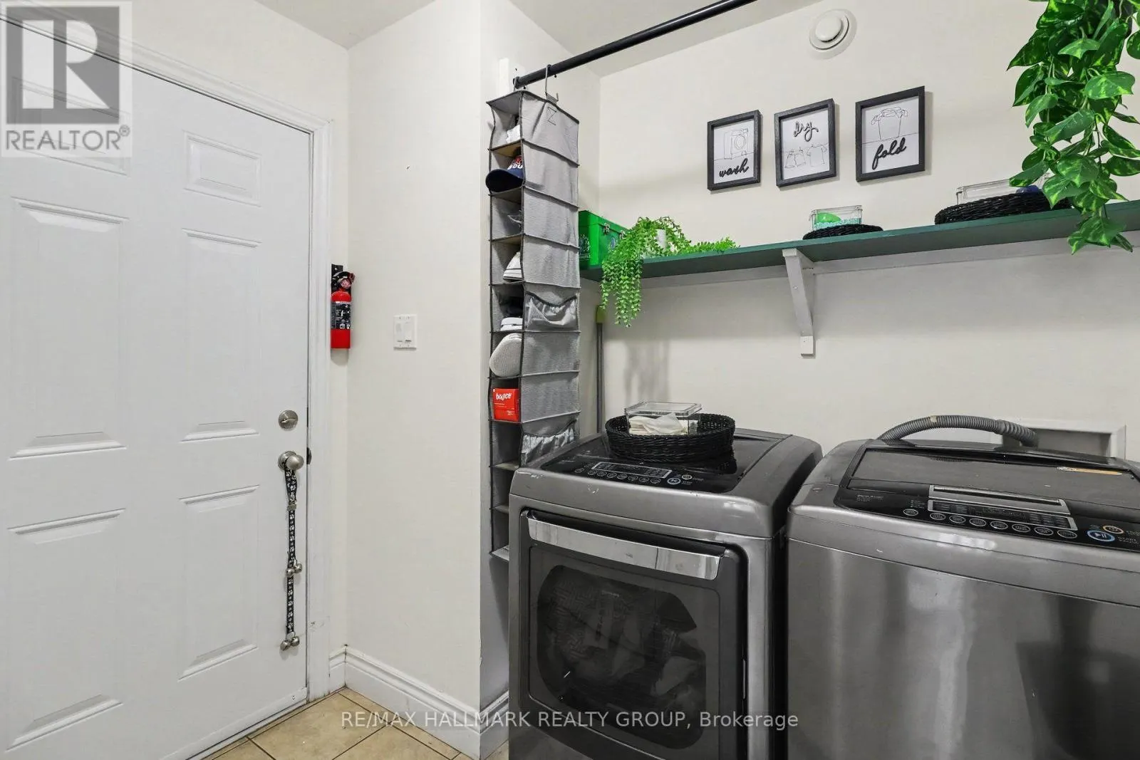 25 TABITHA CRES CRESCENT