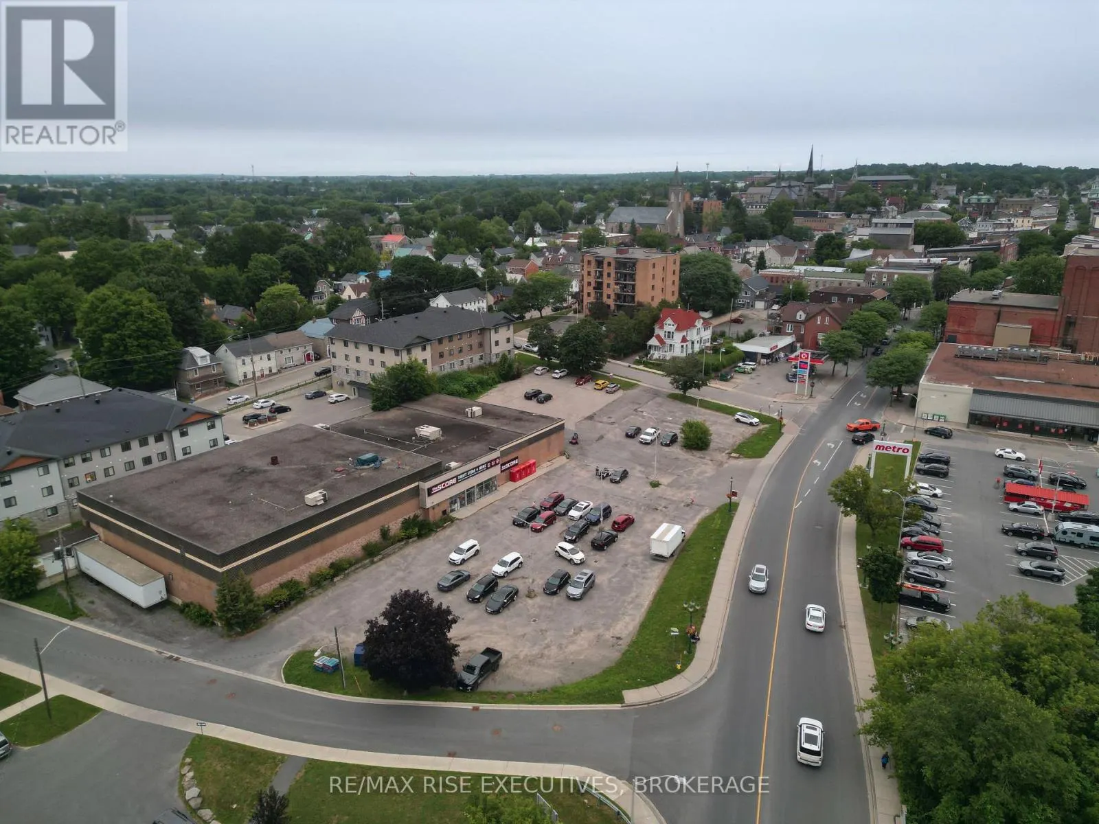260 KING STREET W