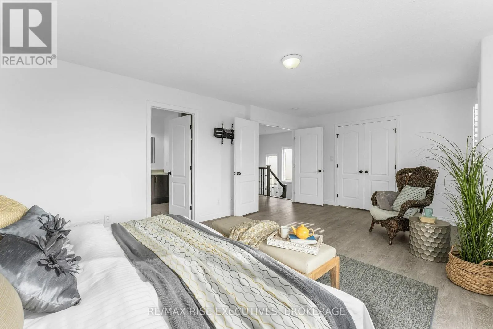 1704 REGINALD BART DRIVE