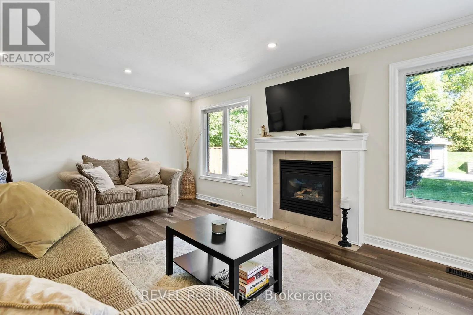 98 DEBORA DRIVE