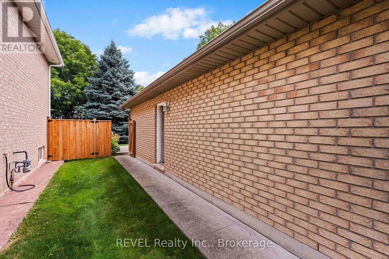 98 DEBORA DRIVE