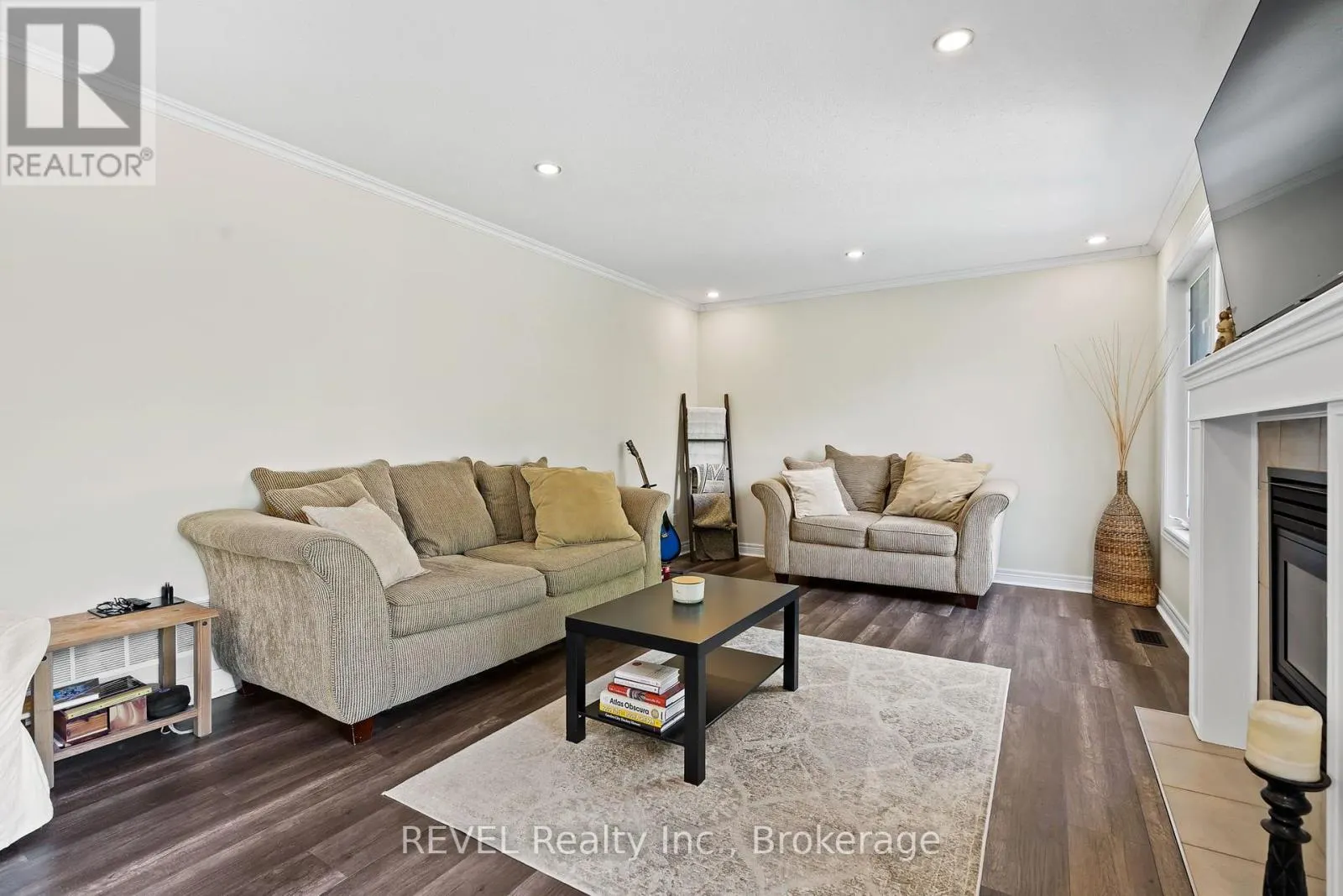 98 DEBORA DRIVE