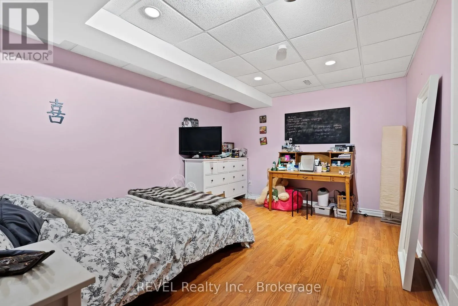 98 DEBORA DRIVE