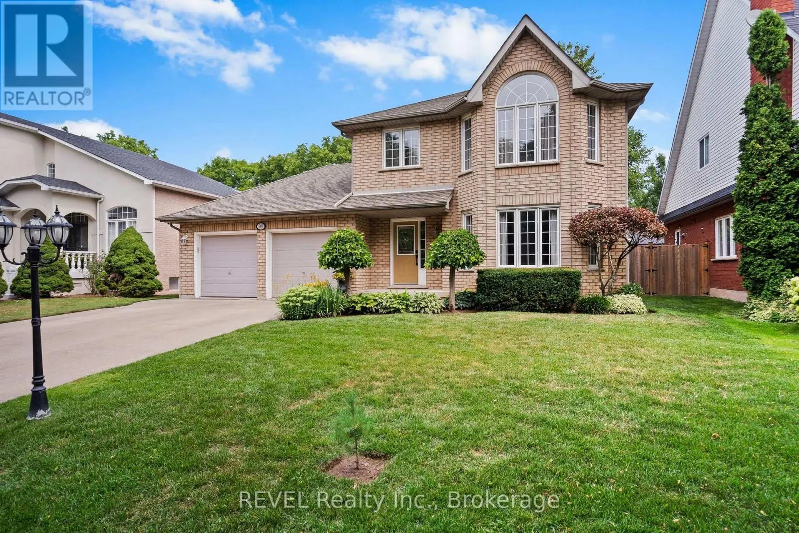 98 DEBORA DRIVE