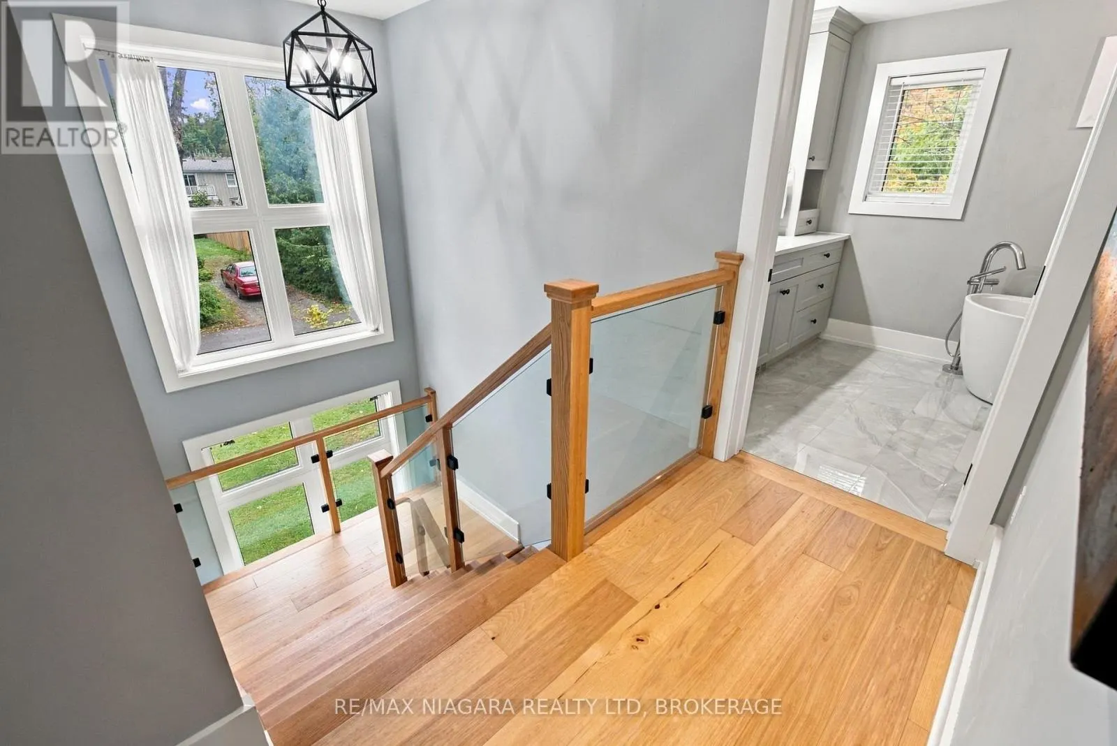 11 WILBERFORCE AVENUE