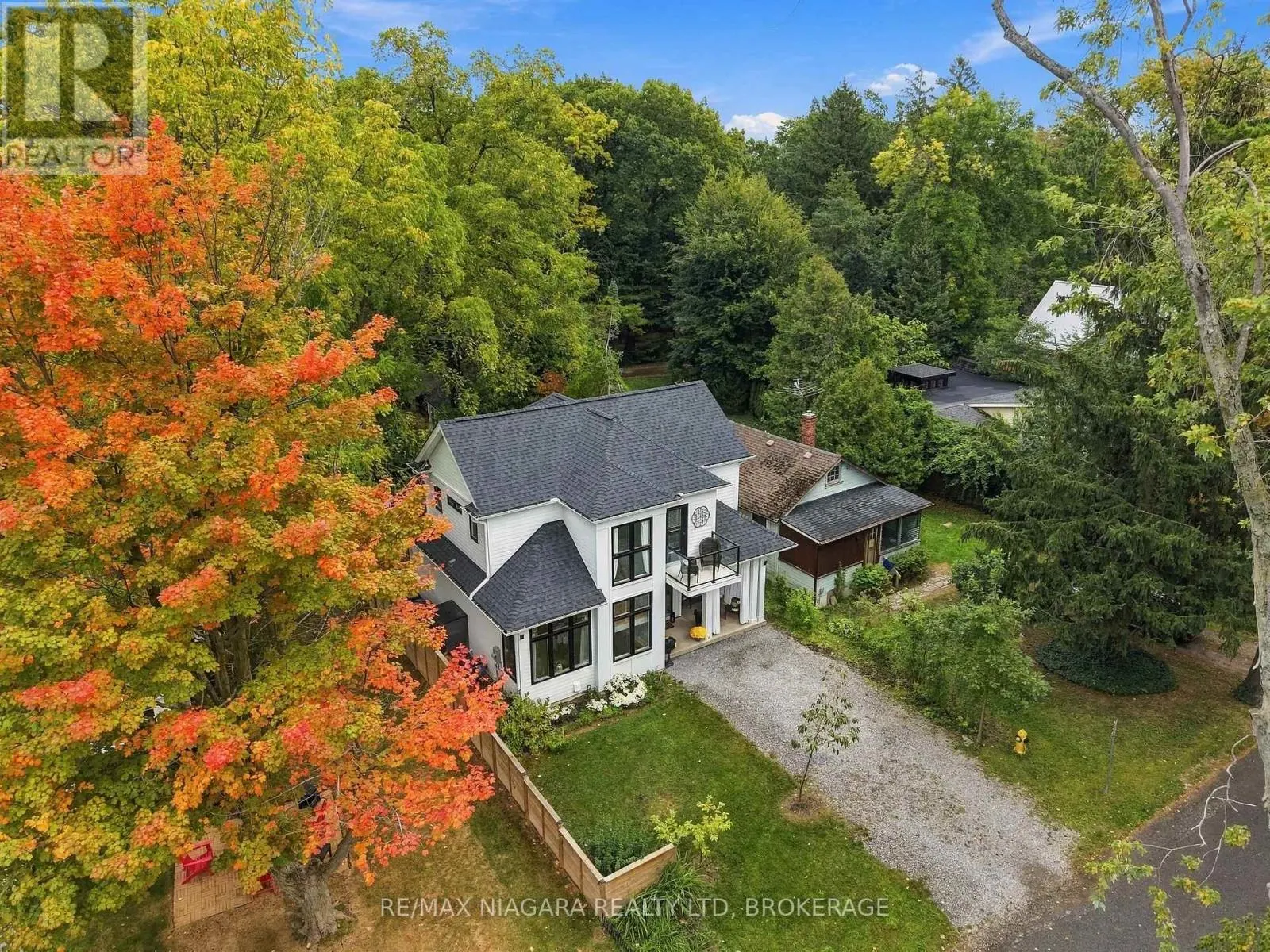 11 WILBERFORCE AVENUE