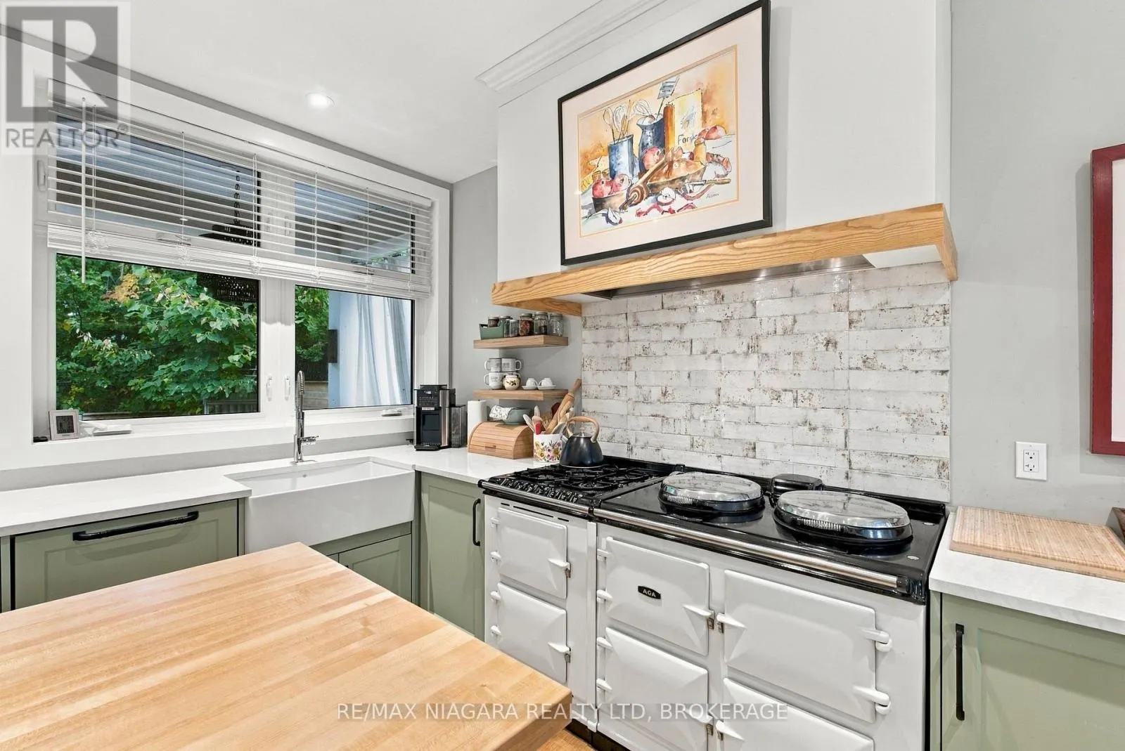 11 WILBERFORCE AVENUE