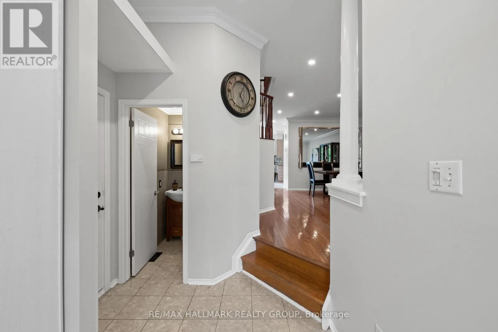 2104 SANDY OAKS DRIVE