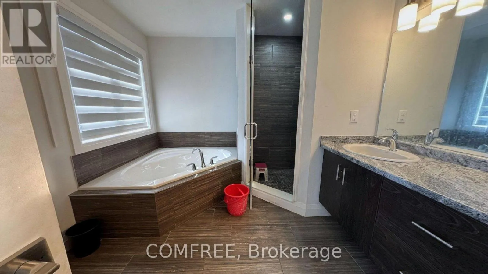 4277 JOHN ROSS COURT
