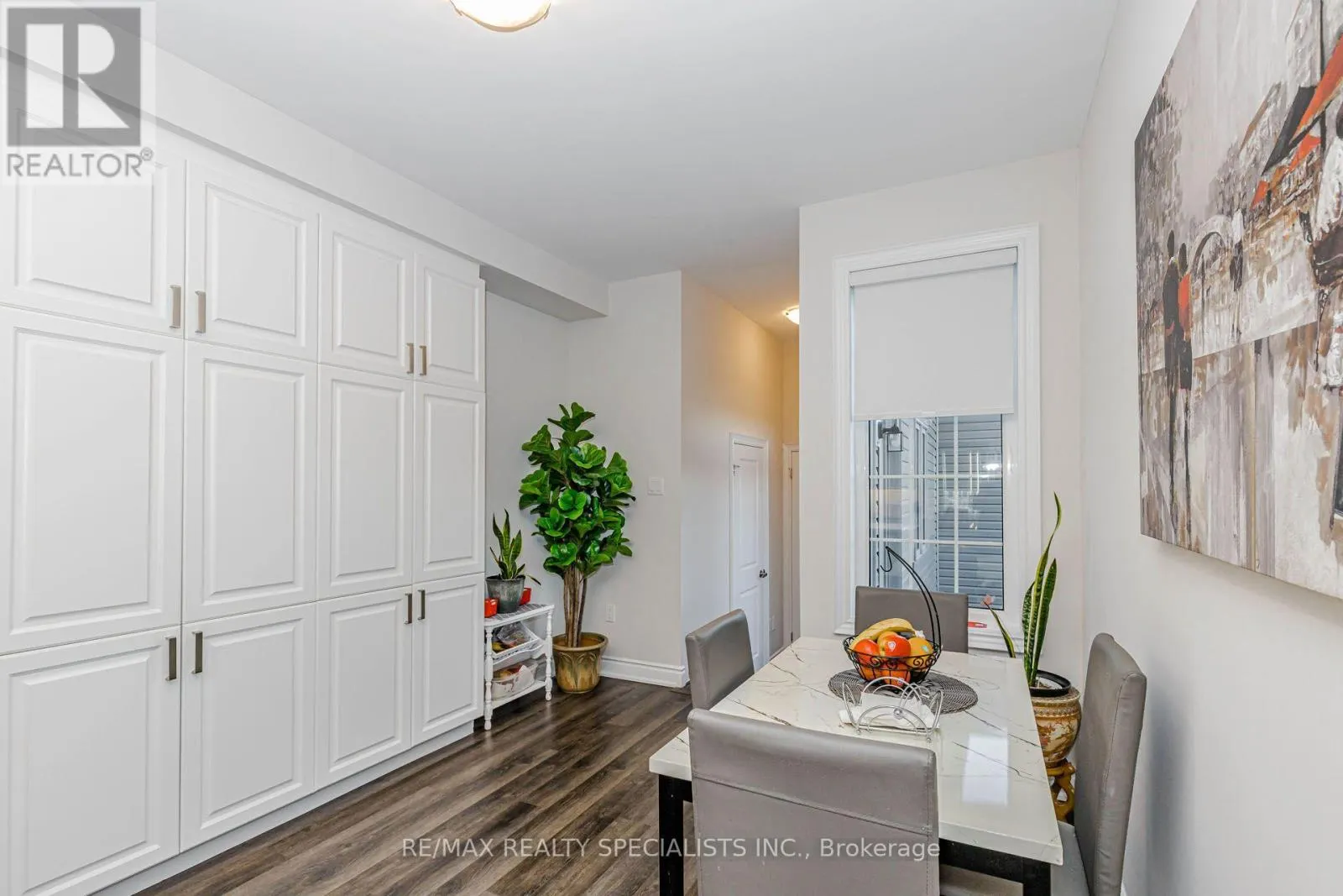 4 - 230 FARLEY ROAD