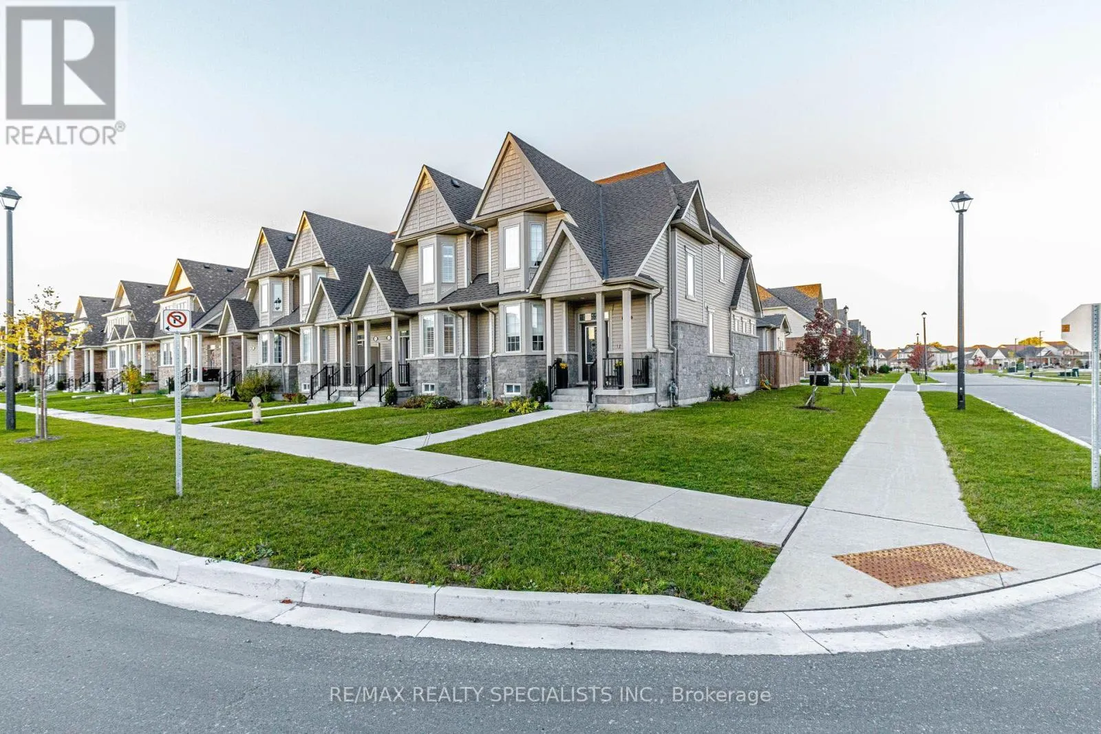 4 - 230 FARLEY ROAD