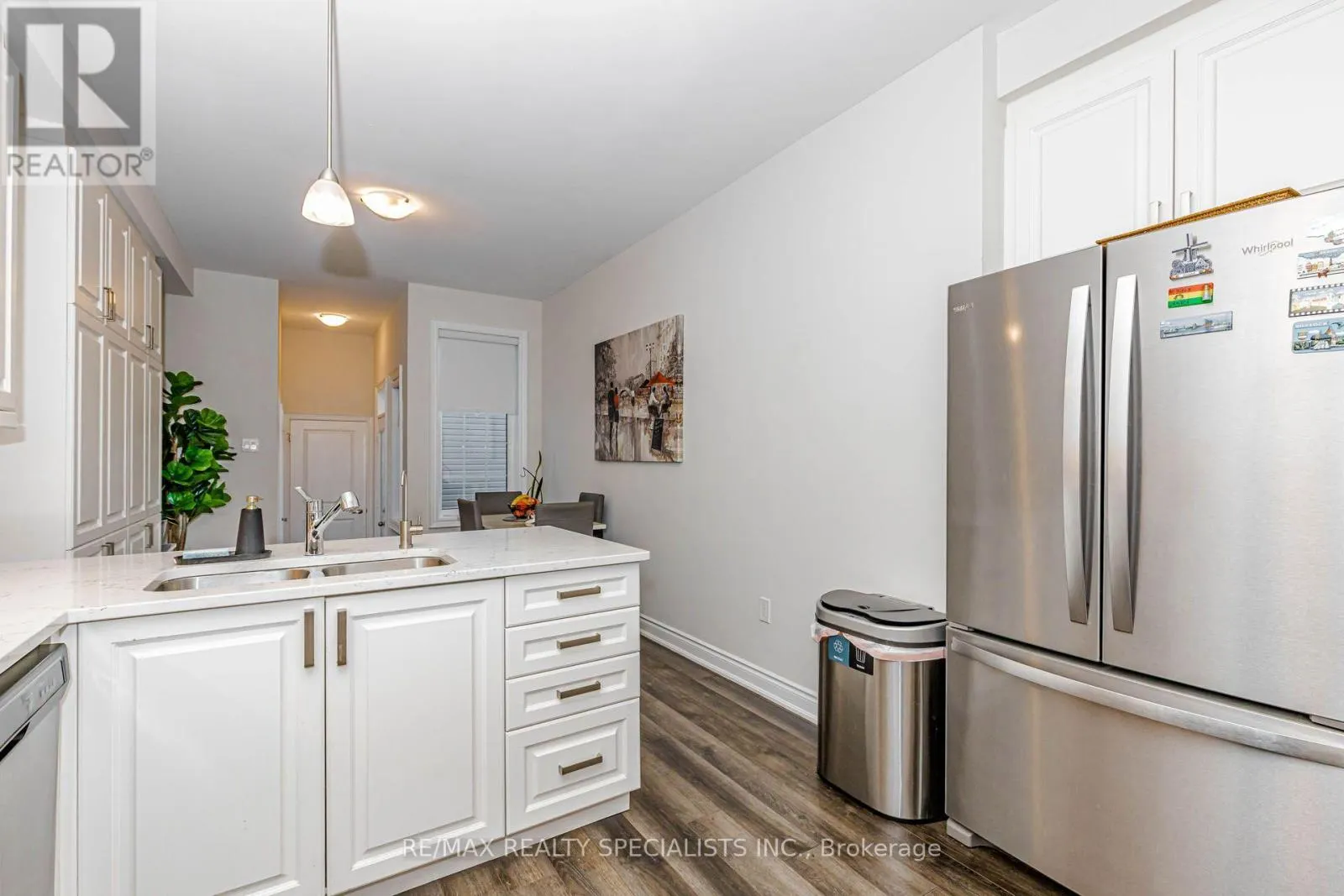 4 - 230 FARLEY ROAD