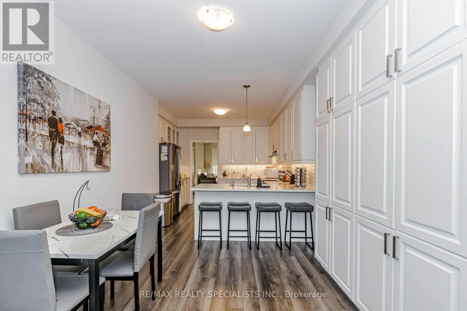 4 - 230 FARLEY ROAD