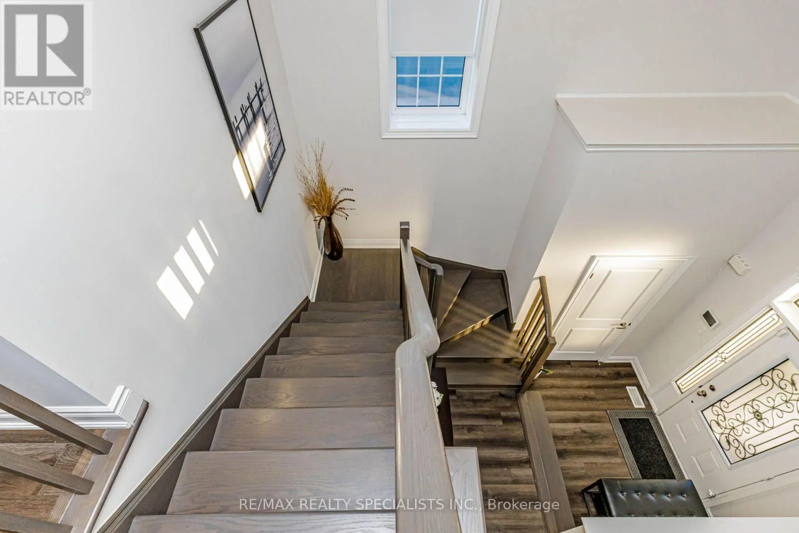 4 - 230 FARLEY ROAD