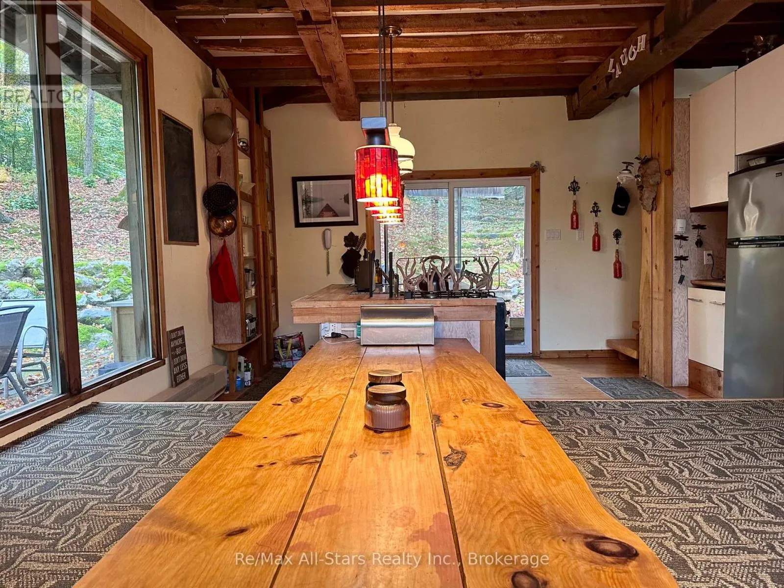 1005 MCARTHUR POINT ROAD