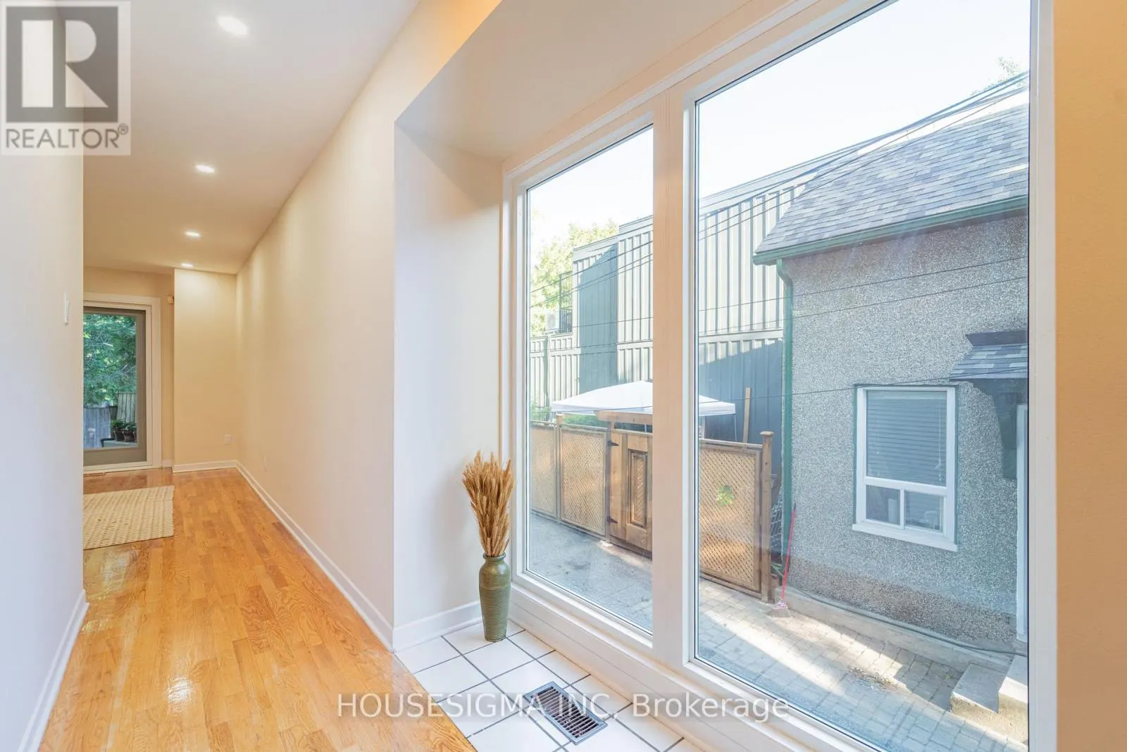 43 SWEETLAND AVENUE