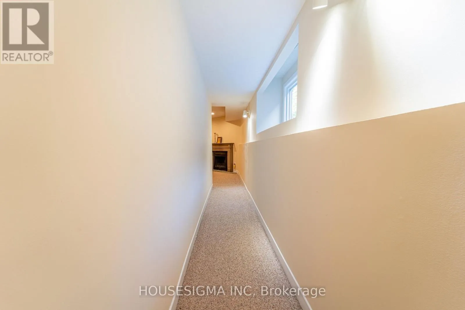 43 SWEETLAND AVENUE