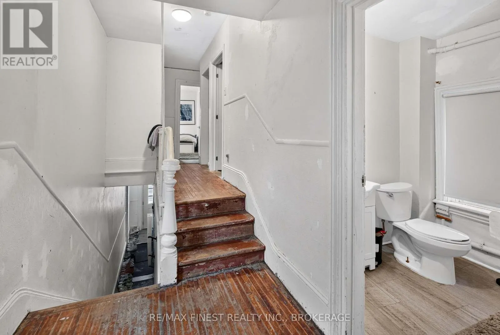364 BROCK STREET