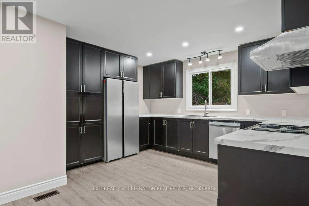 211 BRIDGE STREET W