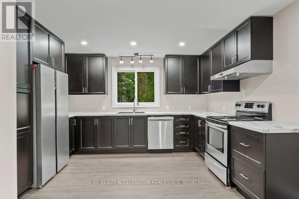 211 BRIDGE STREET W