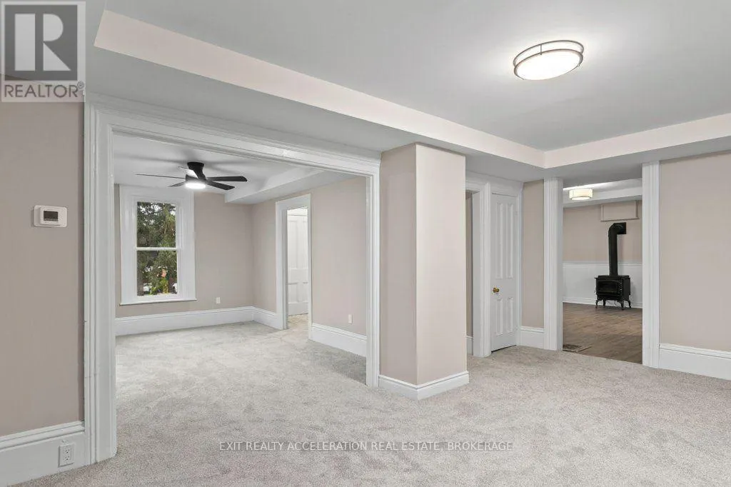 211 BRIDGE STREET W