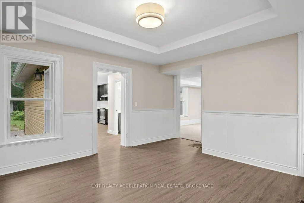 211 BRIDGE STREET W
