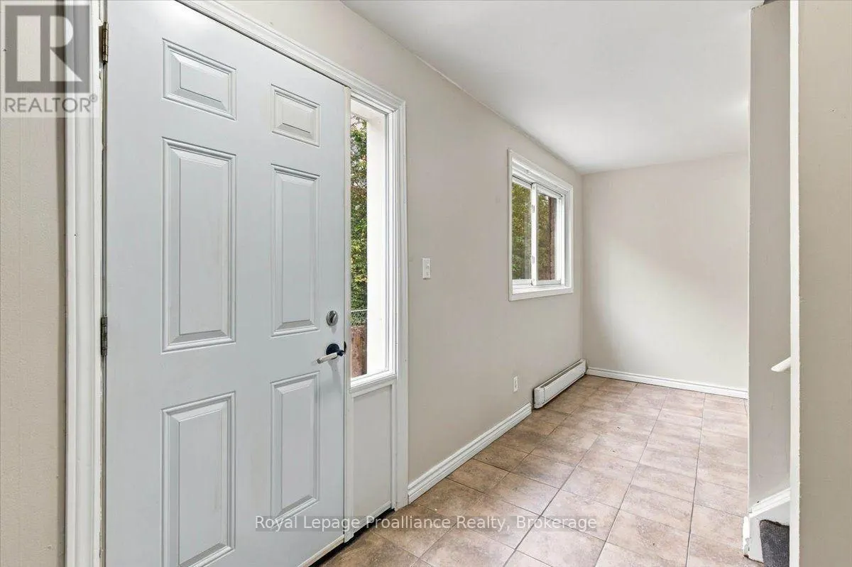 3 - 11 TRACEY PARK DRIVE #3