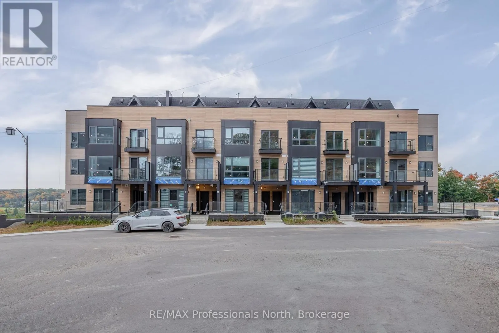 103 - 6 SUNCREST LANE #103