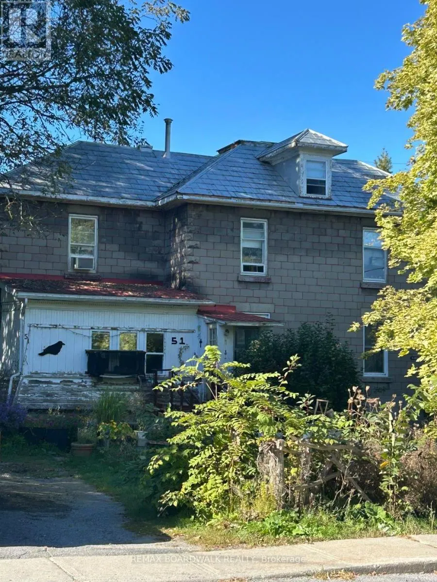 51 ALBERT STREET