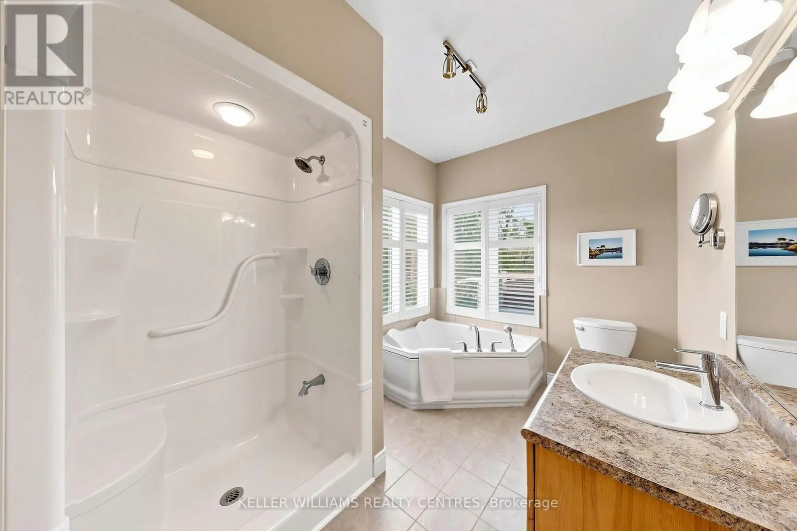 UNIT 4 - 1623 HOUSEYS RAPIDS ROAD