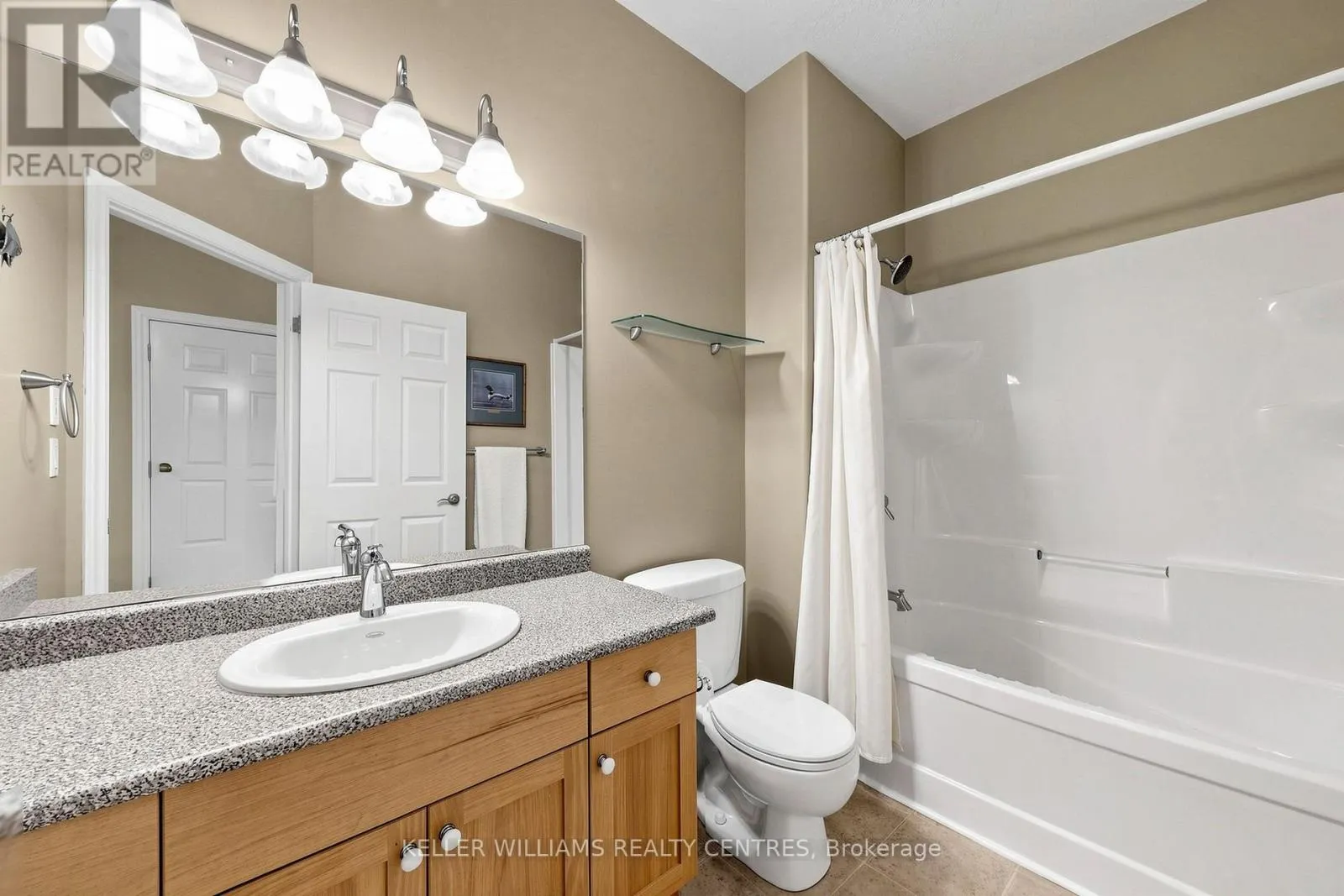 UNIT 4 - 1623 HOUSEYS RAPIDS ROAD