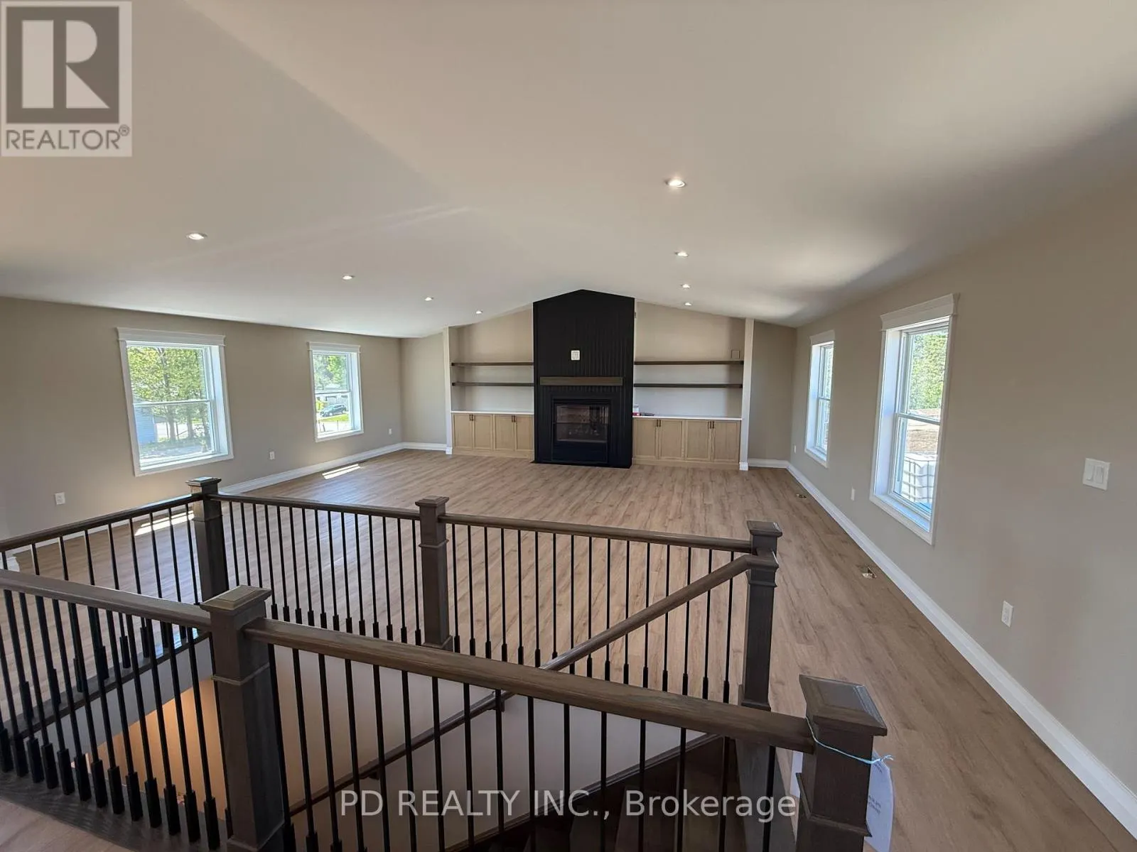 2467 QUEEN MARY STREET