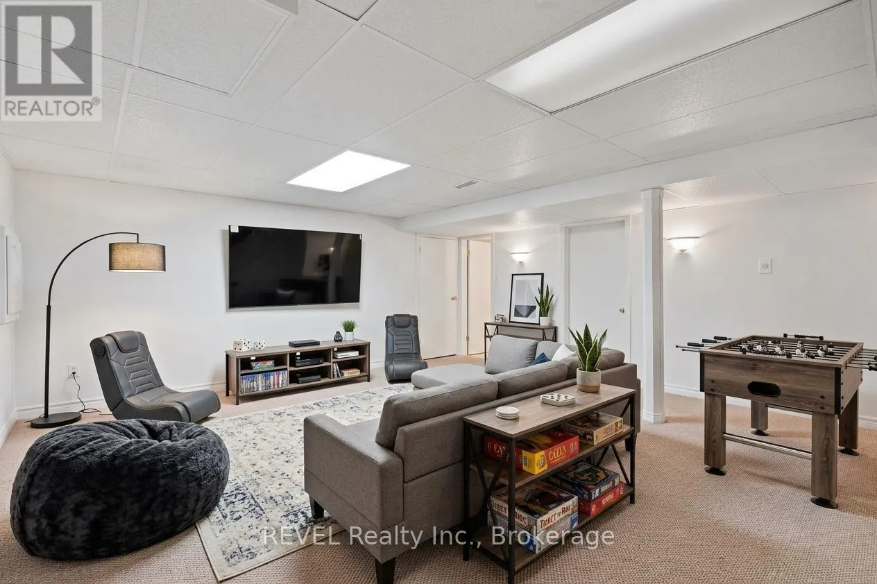 3839 POTTER HEIGHTS
