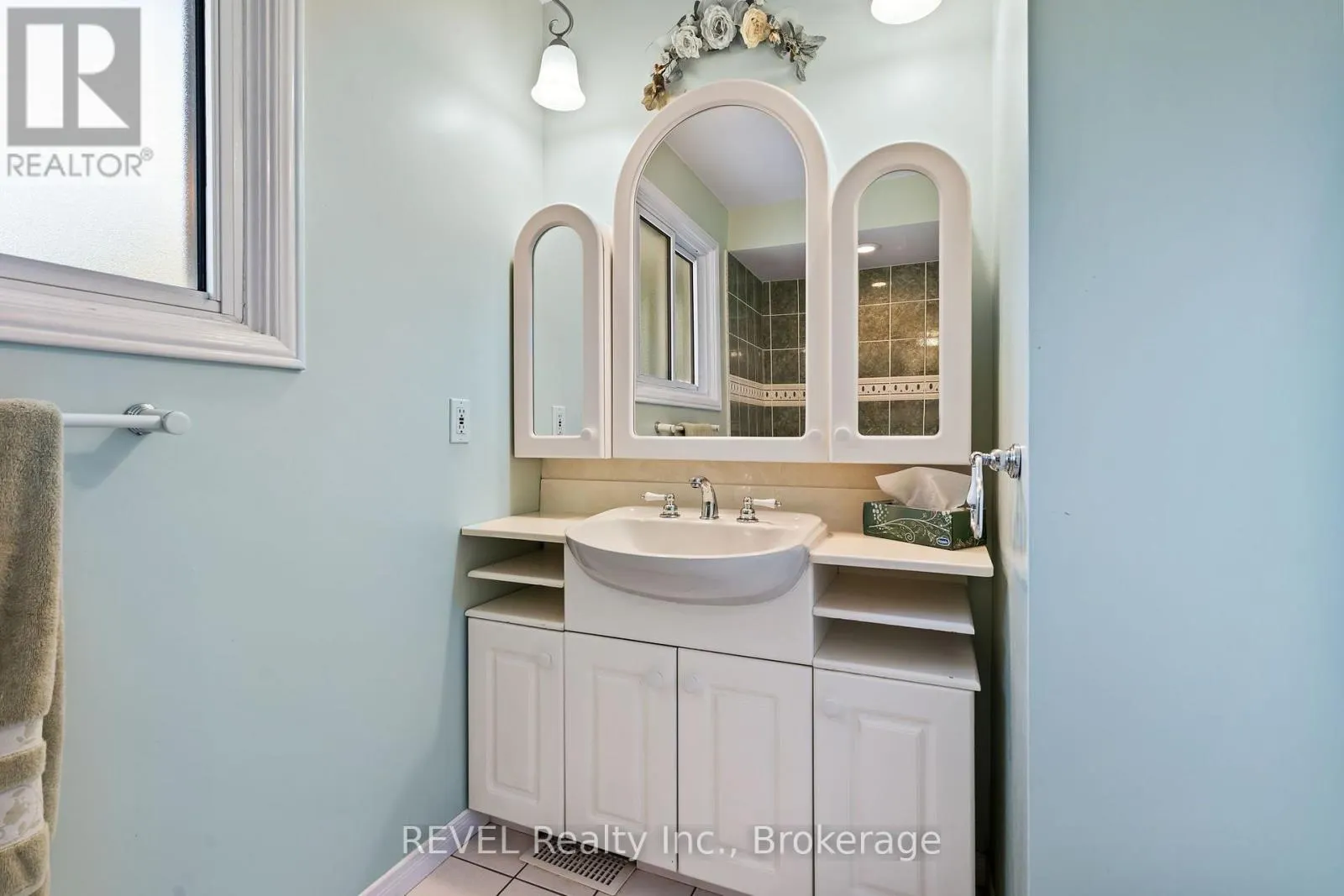 3839 POTTER HEIGHTS