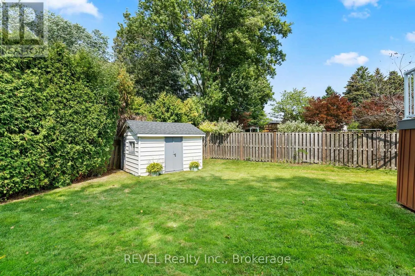 3839 POTTER HEIGHTS
