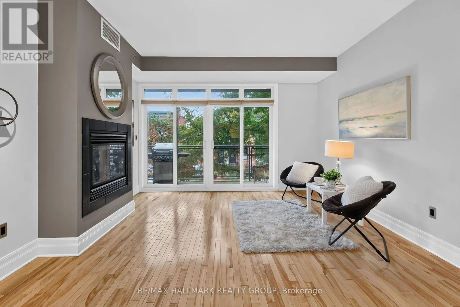 210 - 457 MCLEOD STREET