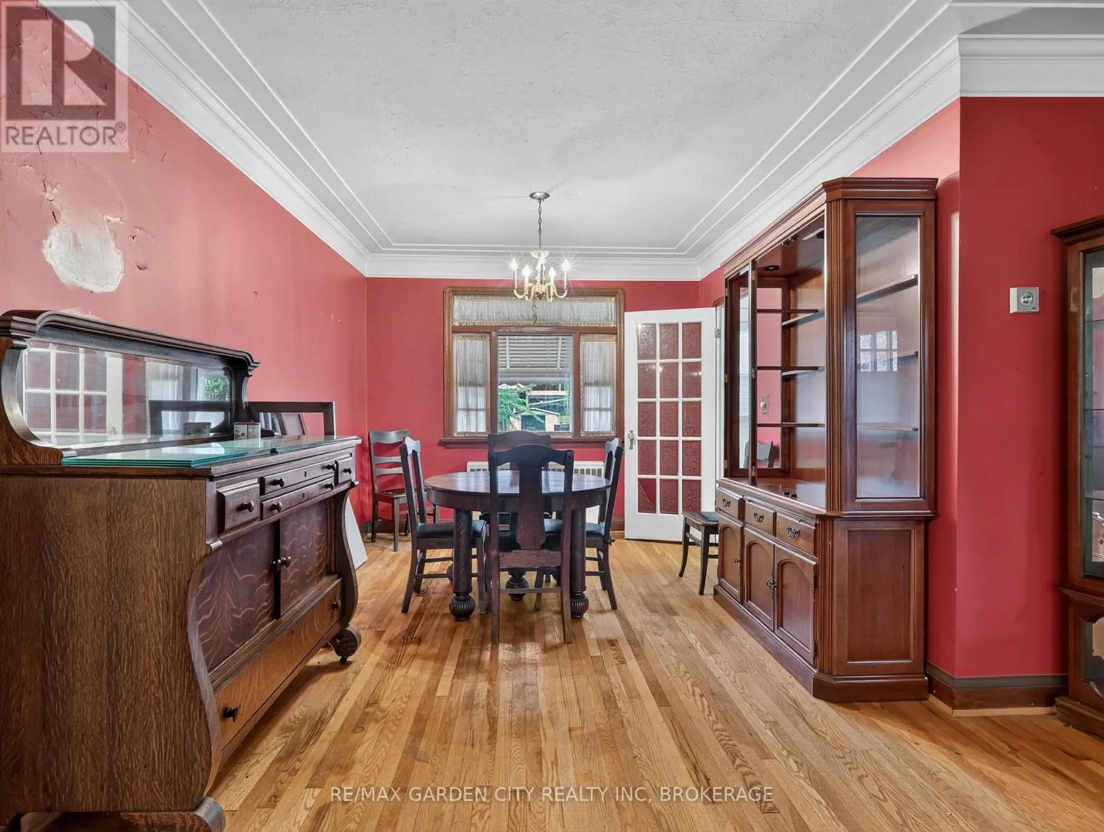 136 HIGHLAND AVENUE