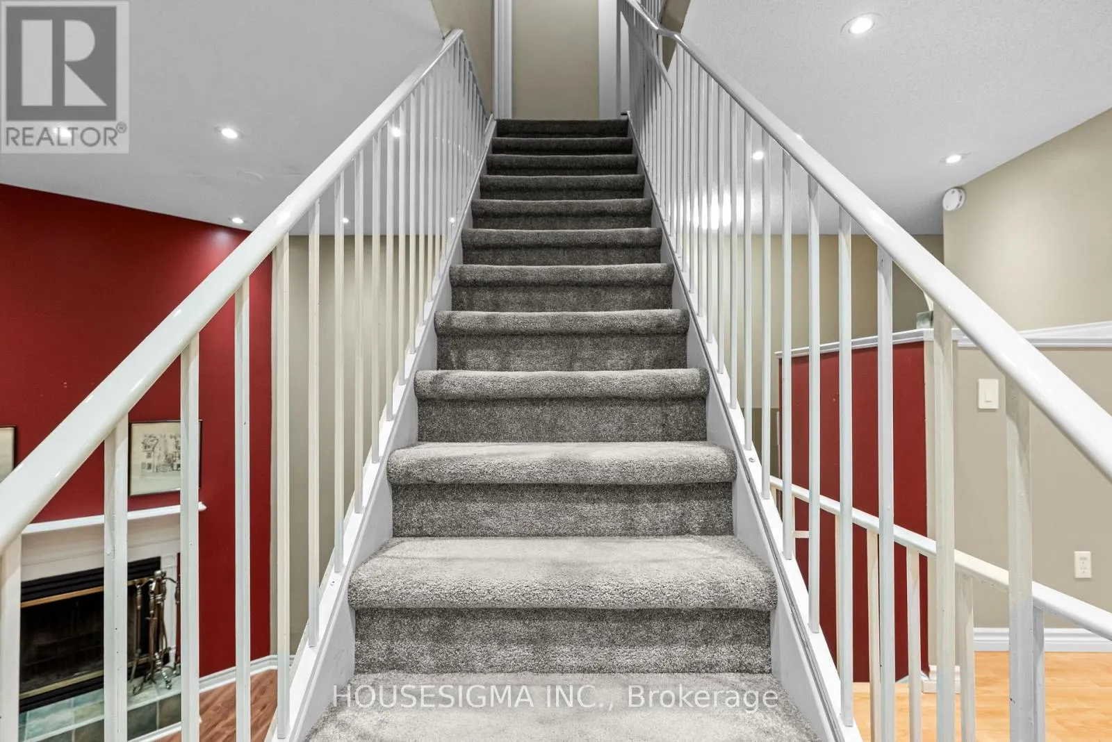 42 - 589 BEECHWOOD DRIVE