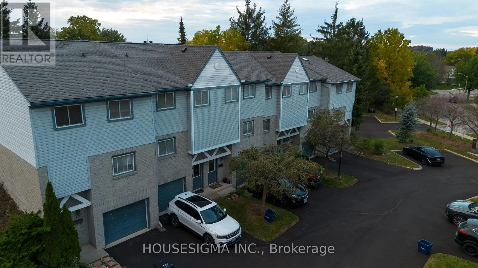 42 - 589 BEECHWOOD DRIVE