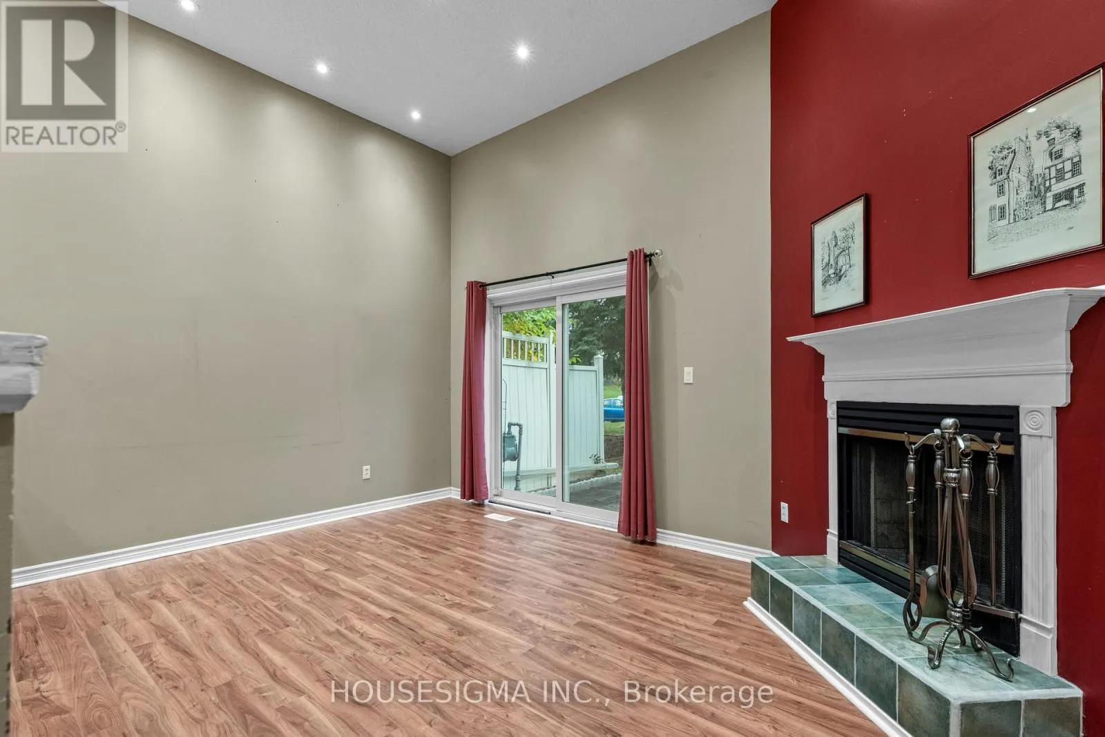 42 - 589 BEECHWOOD DRIVE
