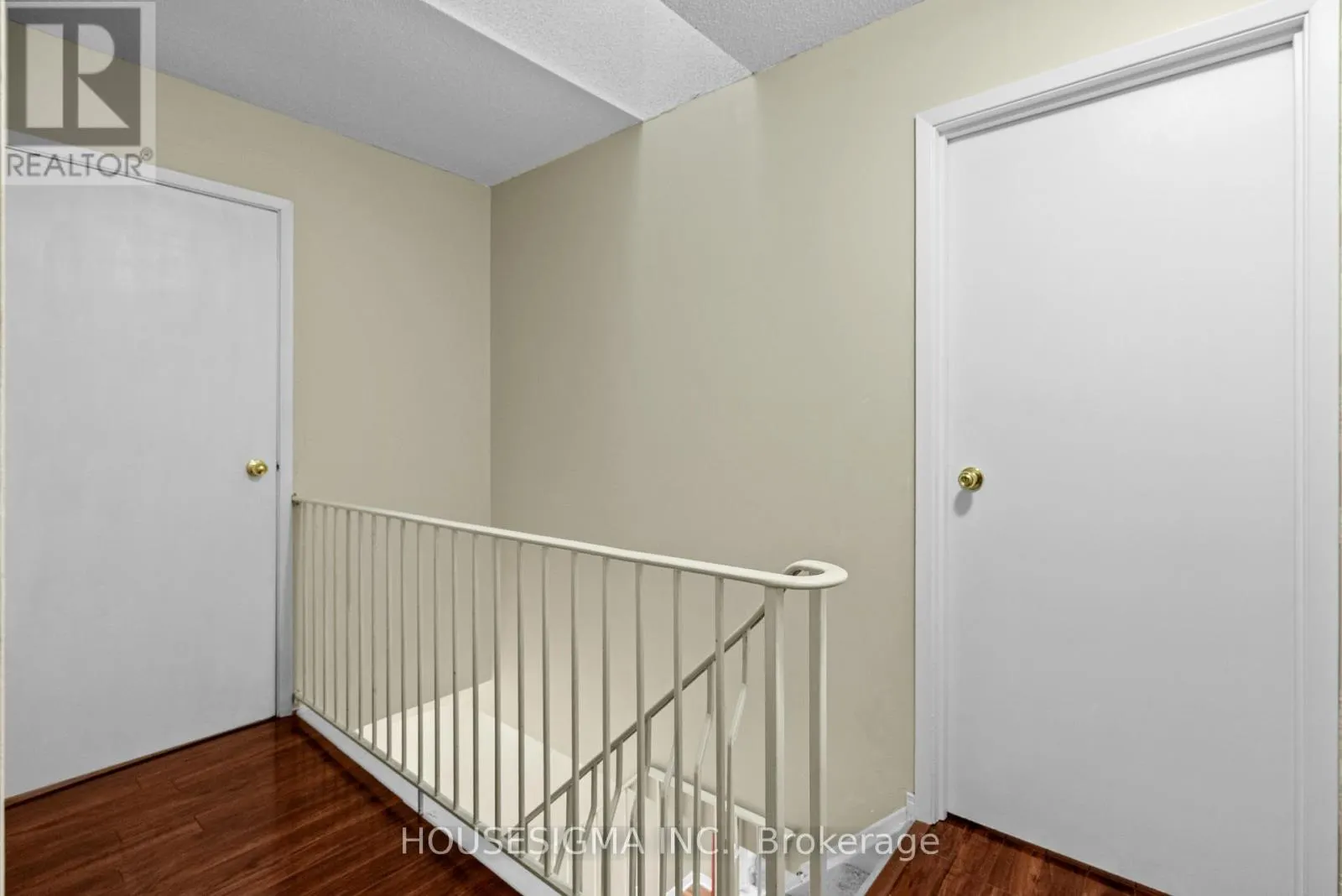 42 - 589 BEECHWOOD DRIVE