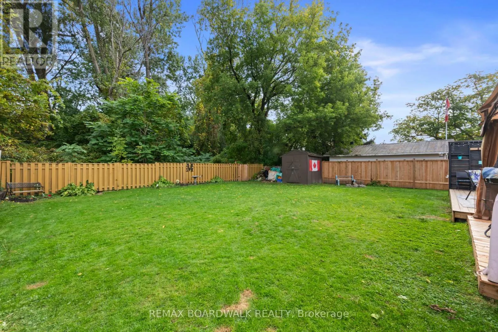 353 CHURCHILL ROAD E