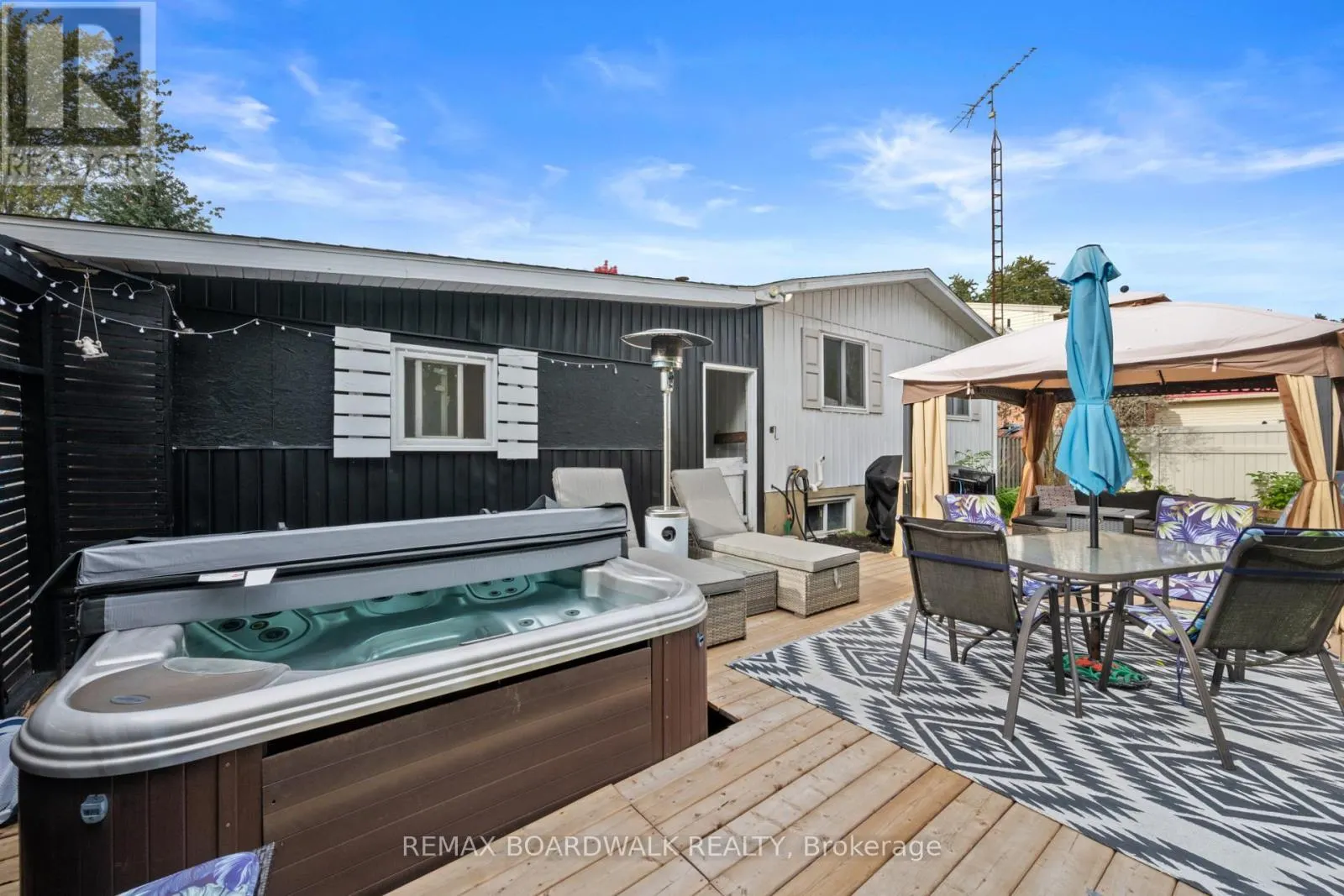 353 CHURCHILL ROAD E
