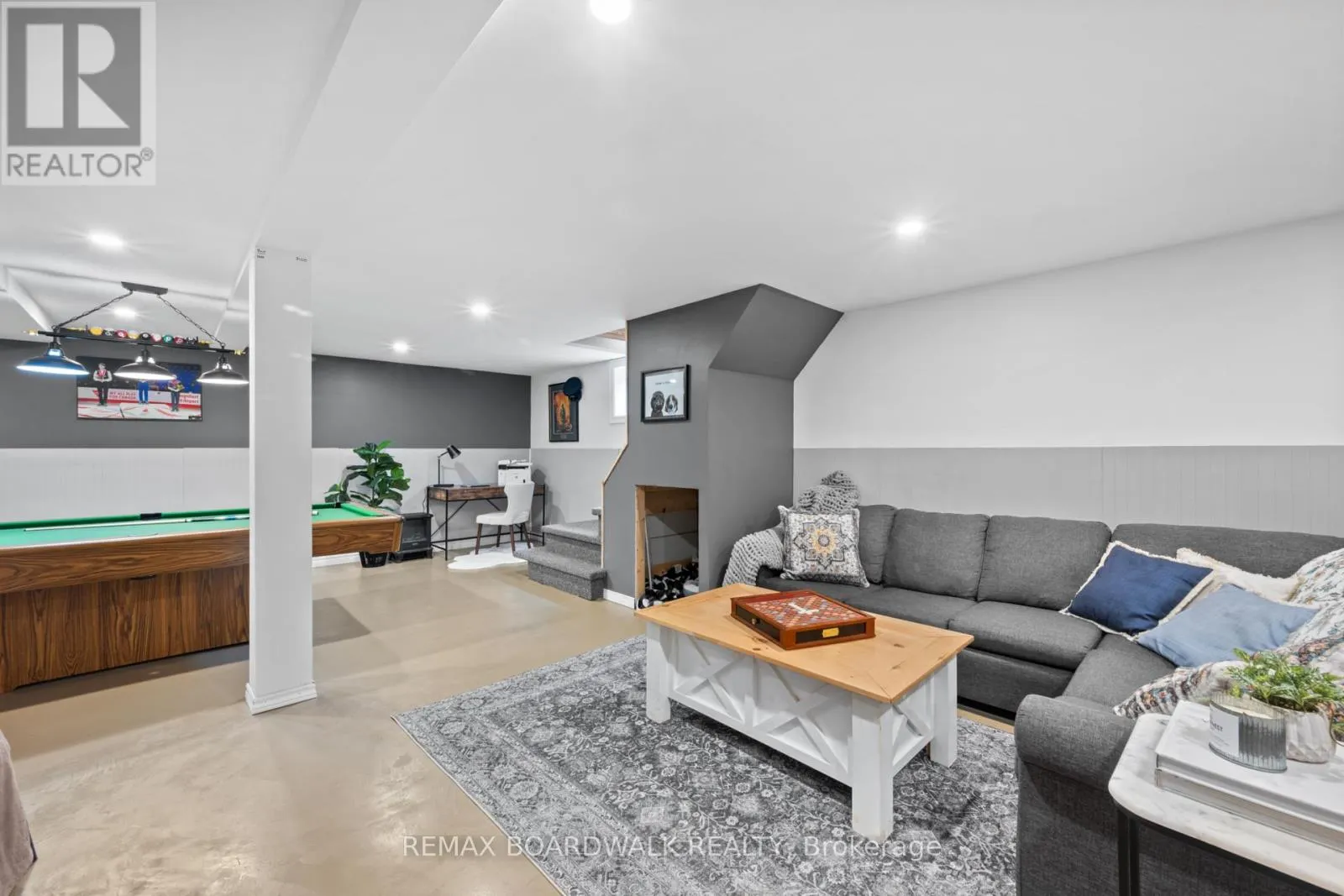 353 CHURCHILL ROAD E
