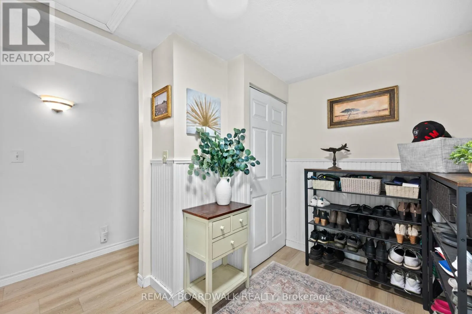 353 CHURCHILL ROAD E