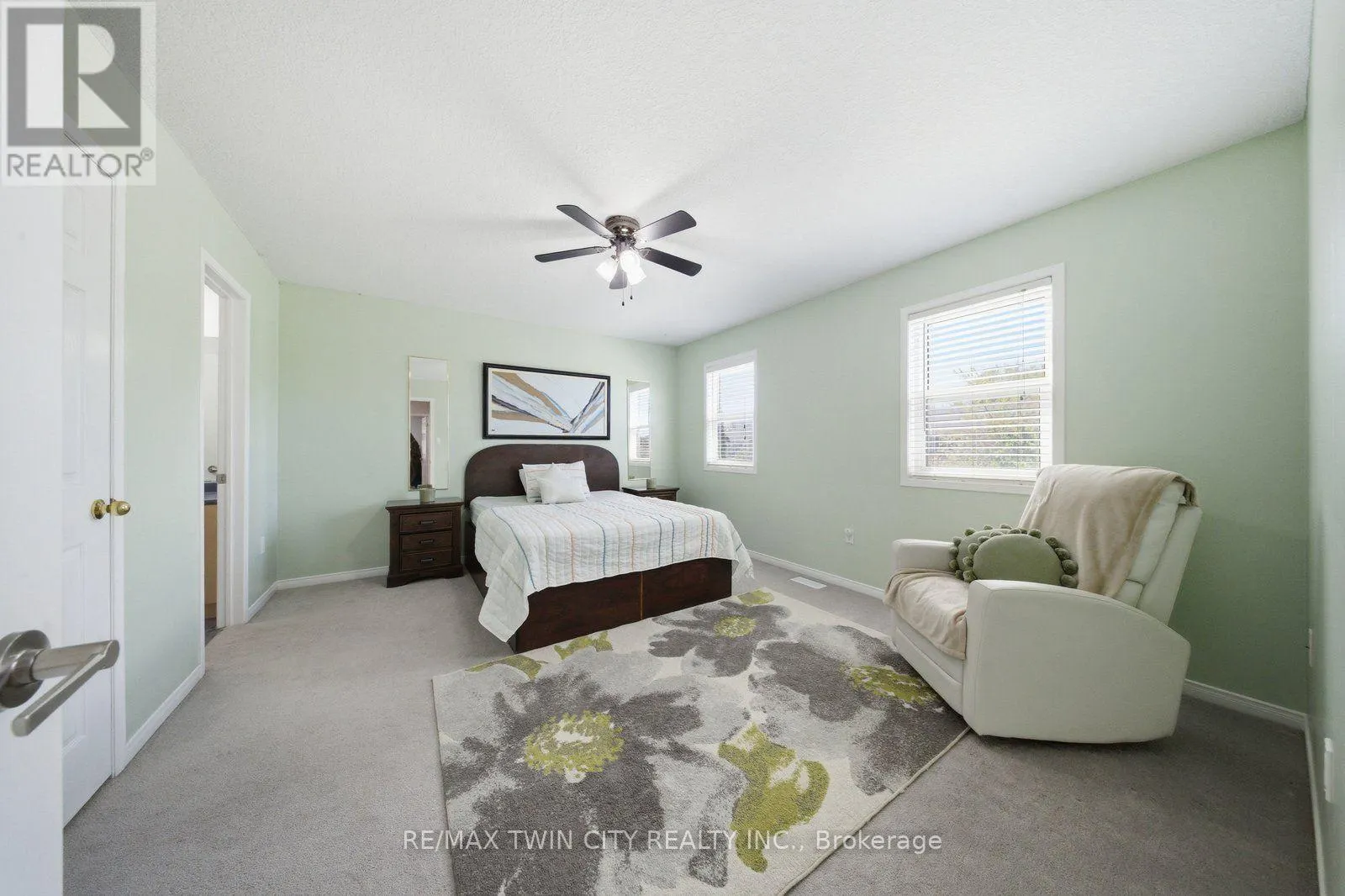 #UPPER - 20 WEBB AVENUE