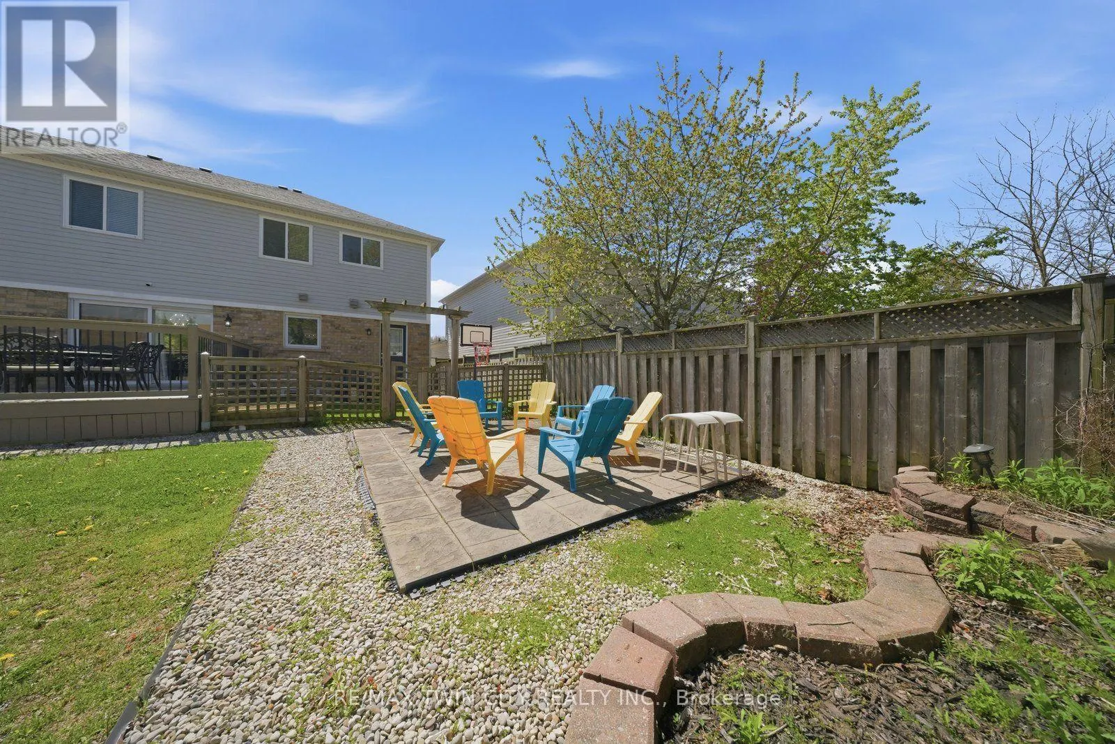 #UPPER - 20 WEBB AVENUE