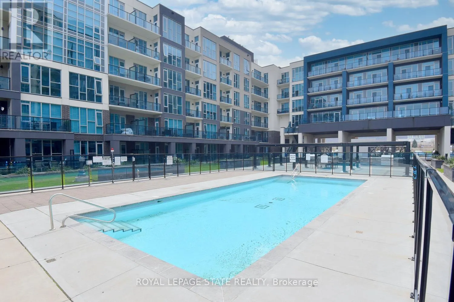 145 - 16 CONCORD PLACE