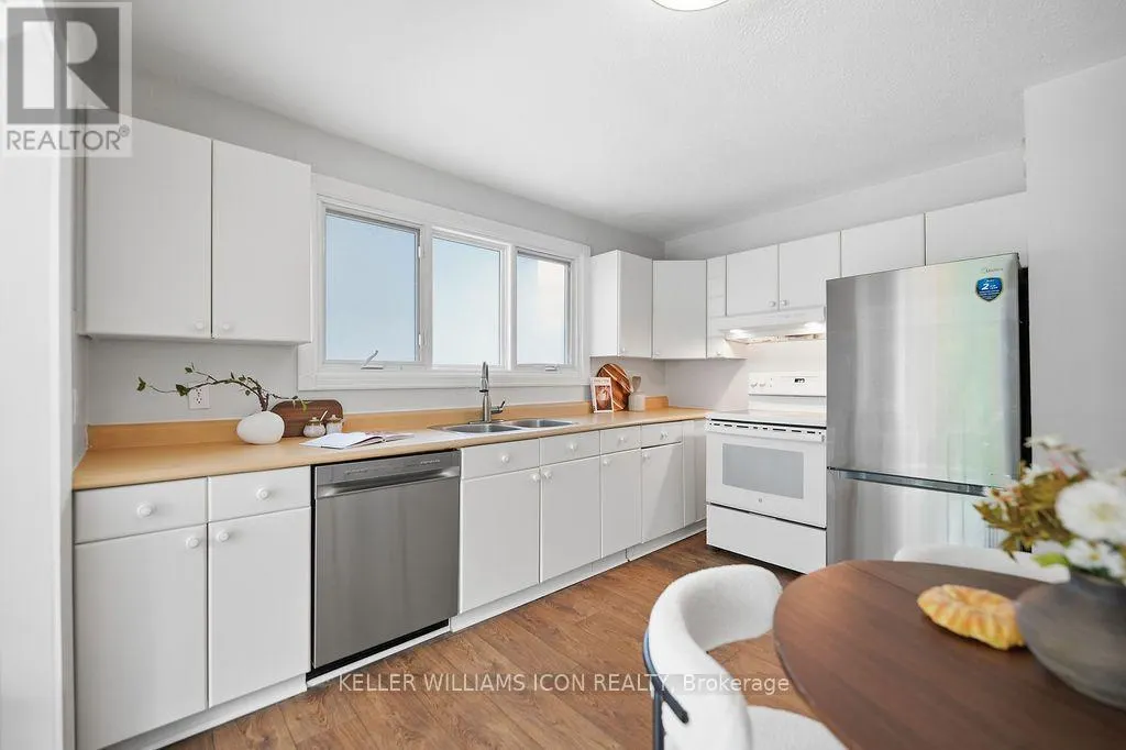 UNIT A - 313 SAVARD AVENUE