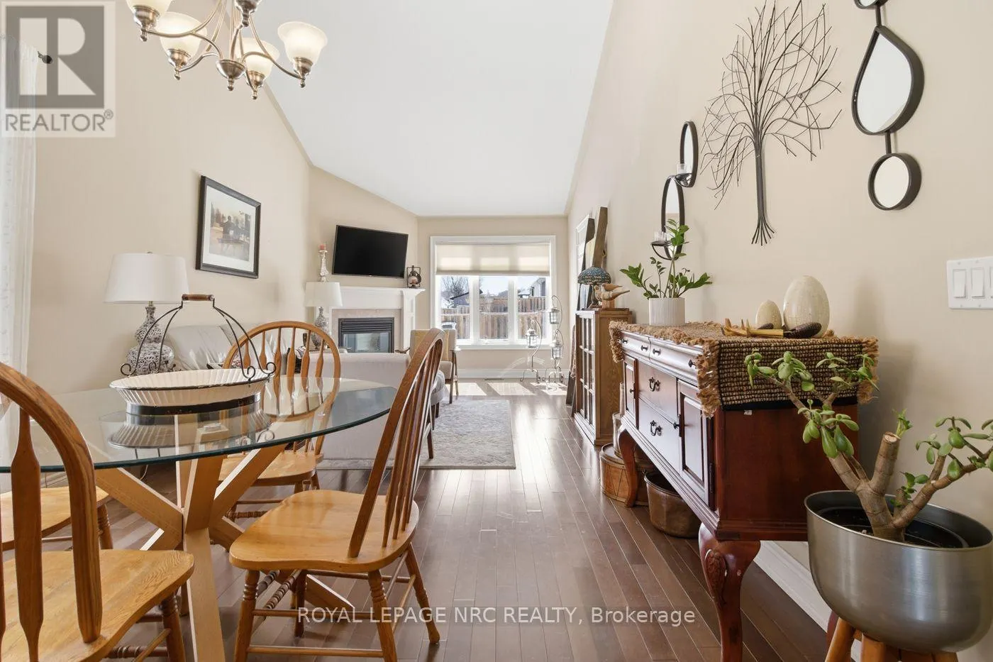 3945 VILLAGE CREEK DRIVE